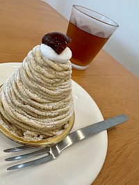 モンブラン　ヒロダン ケーキ　誕生日